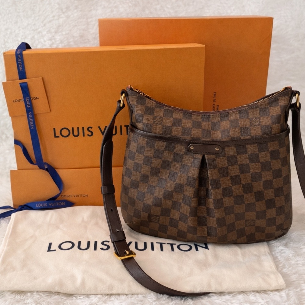 🎉HP🎉Authentic Louis Vuitton Bloomsbury Crossbody Handbag - Complete Set! - Picture 2 of 15